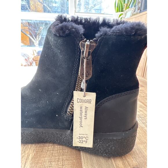 NWT Women's Cougar Broom Waterproof Lambskin Lining Bootie in Black size 9 - Picture 4 of 7